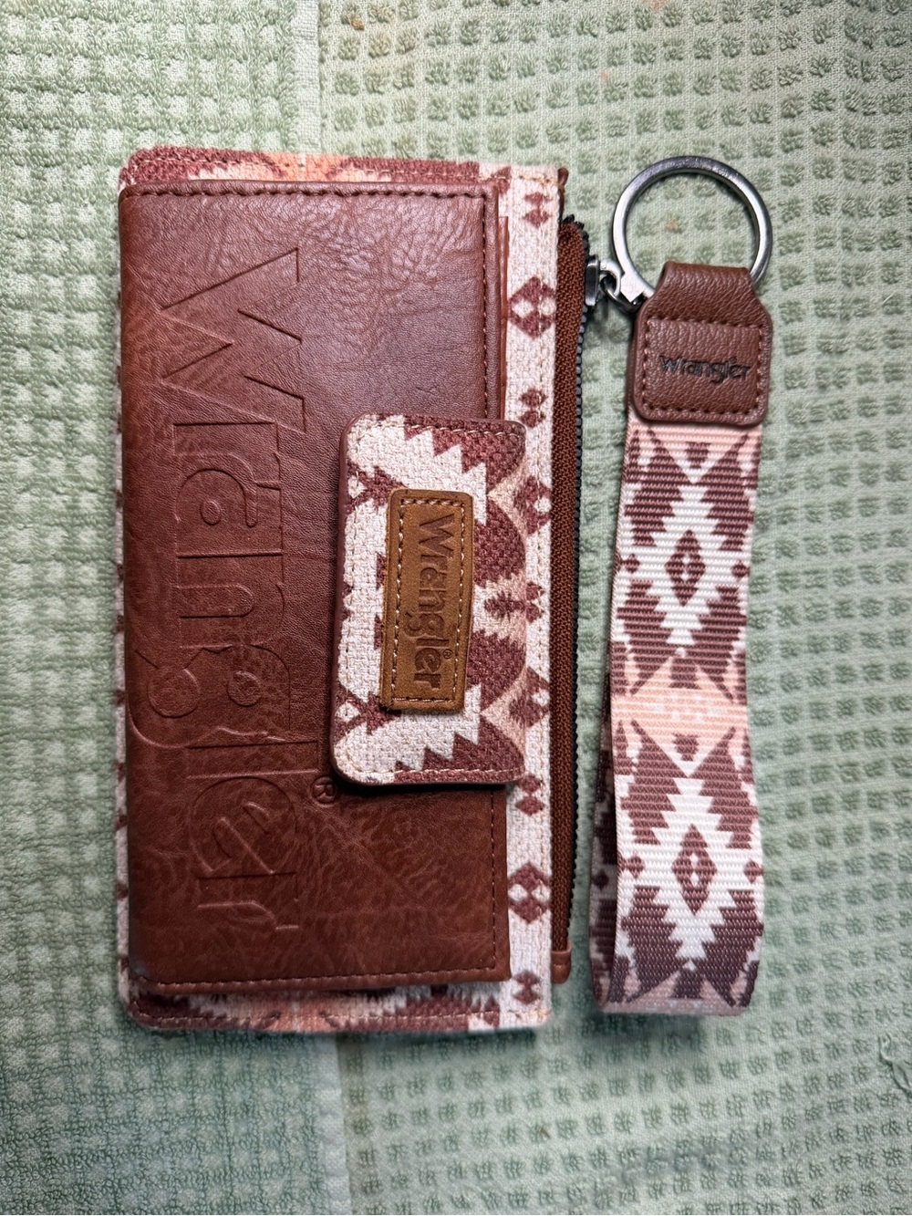 Wrangler Brown & Cream Aztec Wristlet Phone Wallet